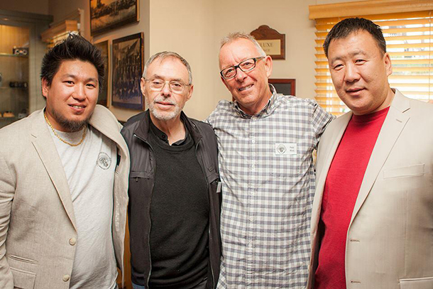 Монголчууд Холливудыг зорино